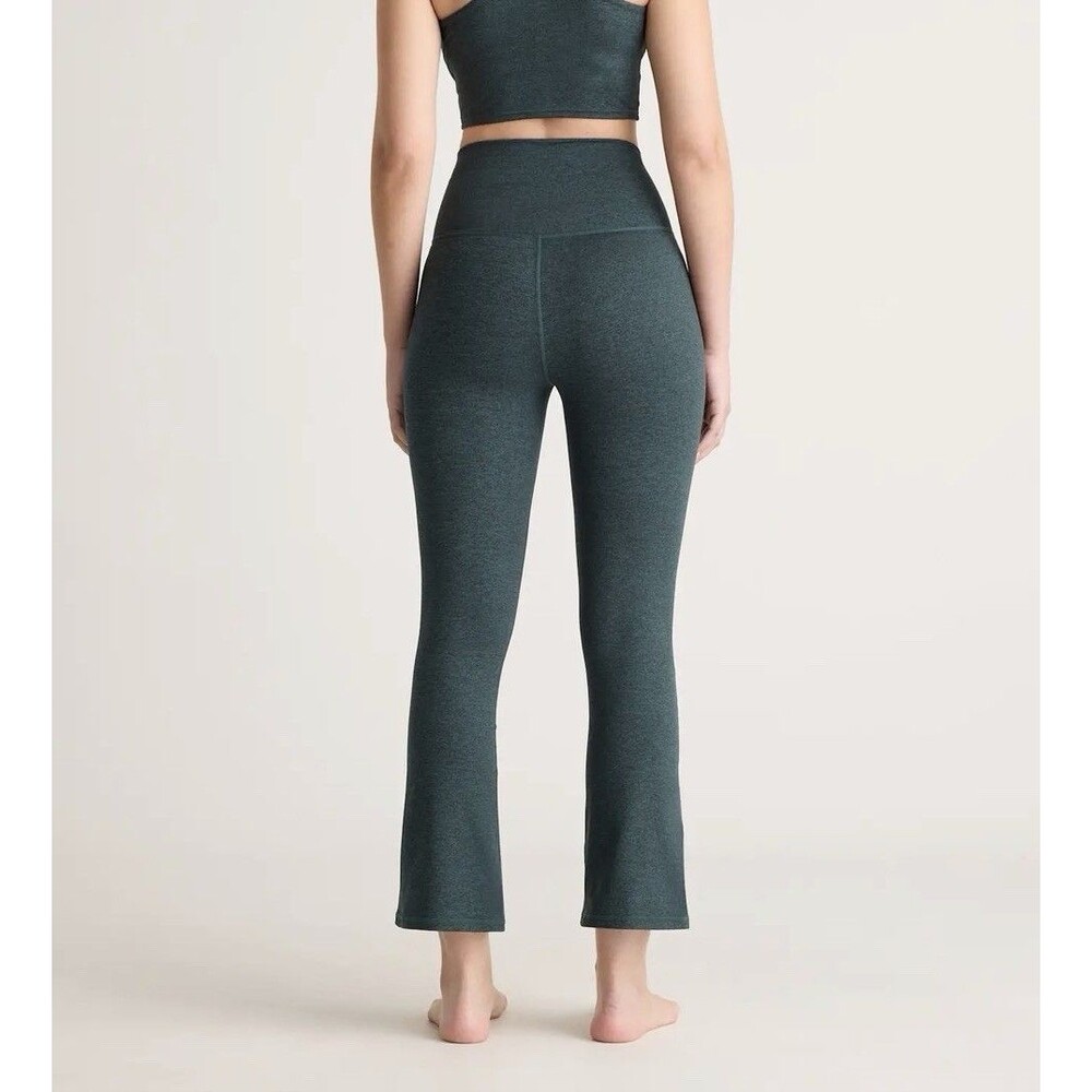 Quince Women's Green Ultra-Soft Cropped Bootcut Pants Medium Casual Yoga Sports - Picture 3 of 9